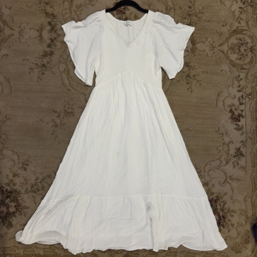 In Loom High Low Smocked White Midi Dress Size M